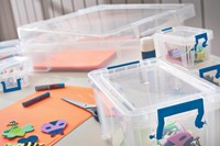 Bankers Box boîte de rangement 85 litres, transparent avec poignées bleues, emballée individ. en carton-2